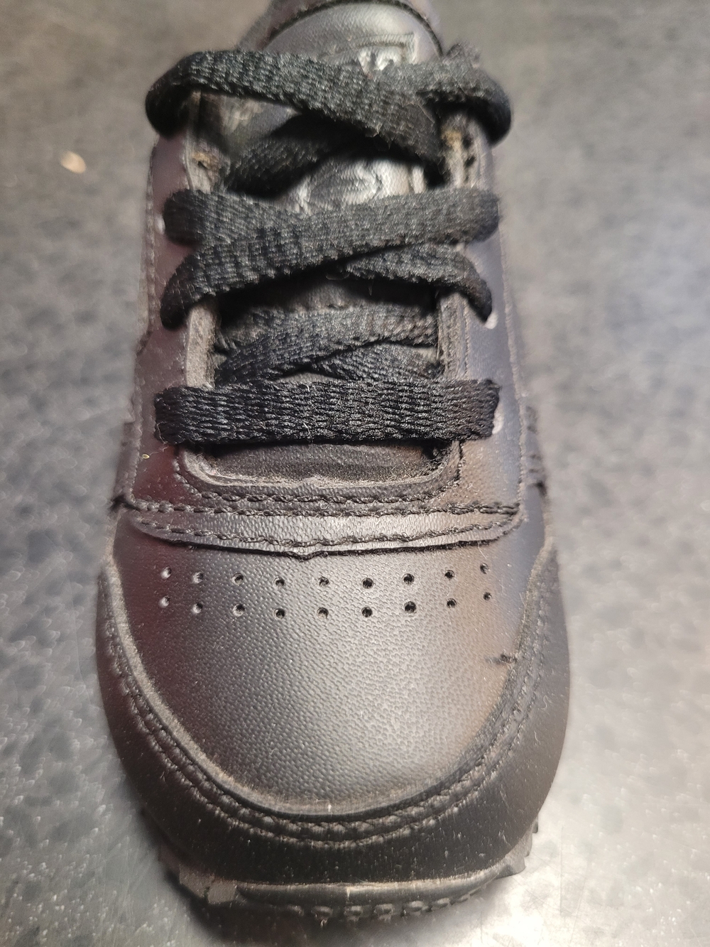 Reebok Kids Sneakers Black TD Size 4C